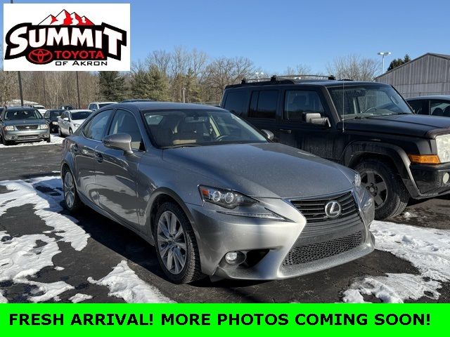 2016 Lexus IS 200t