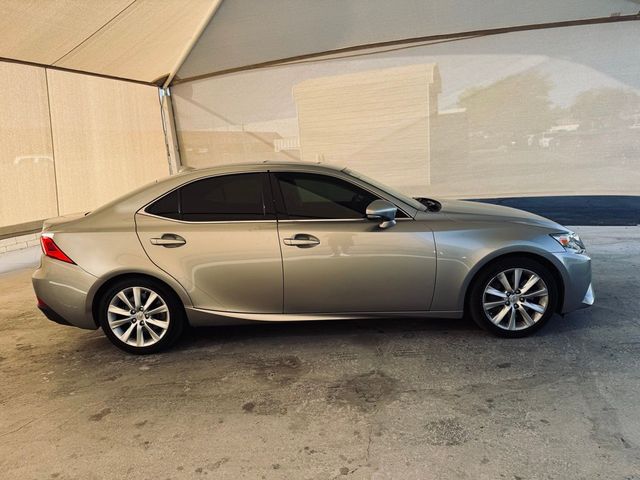 2016 Lexus IS 200t