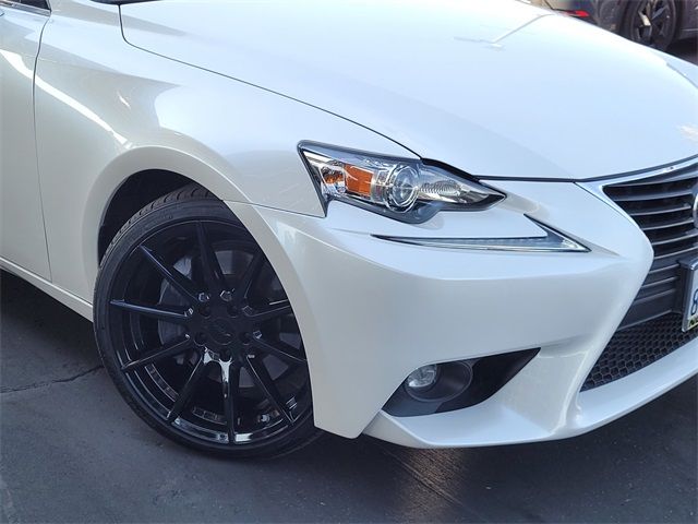 2016 Lexus IS 200t