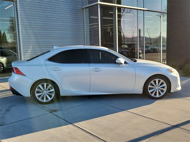 2016 Lexus IS 200t