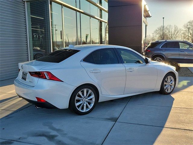 2016 Lexus IS 200t