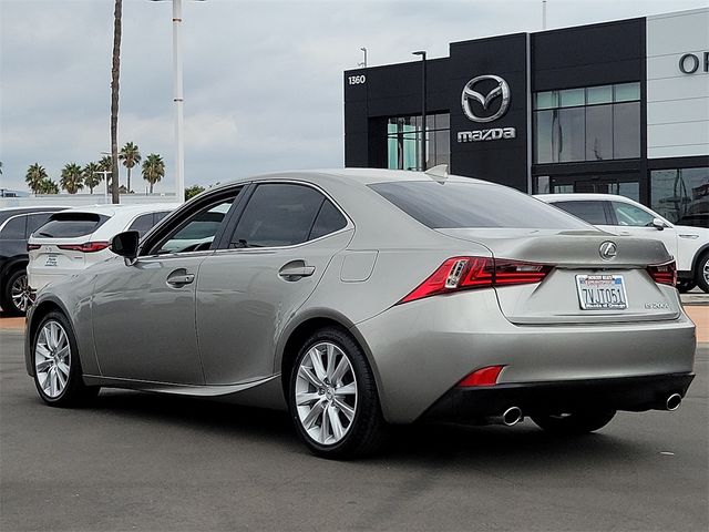 2016 Lexus IS 200t