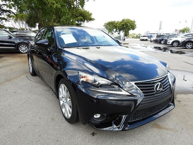 2016 Lexus IS 200t