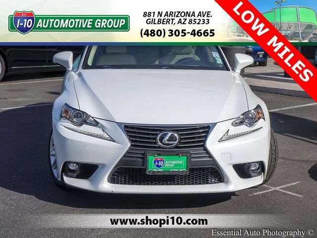 2016 Lexus IS 200t