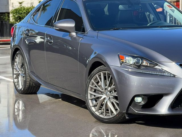 2016 Lexus IS 200t