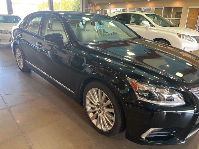 2016 Lexus LS 460