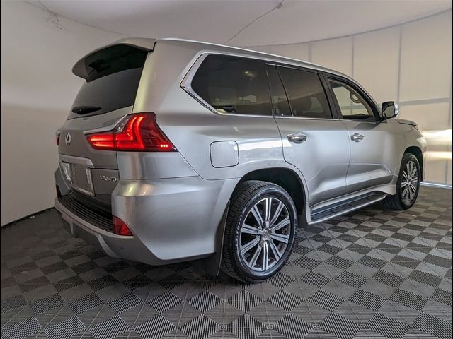 2016 Lexus LX 570