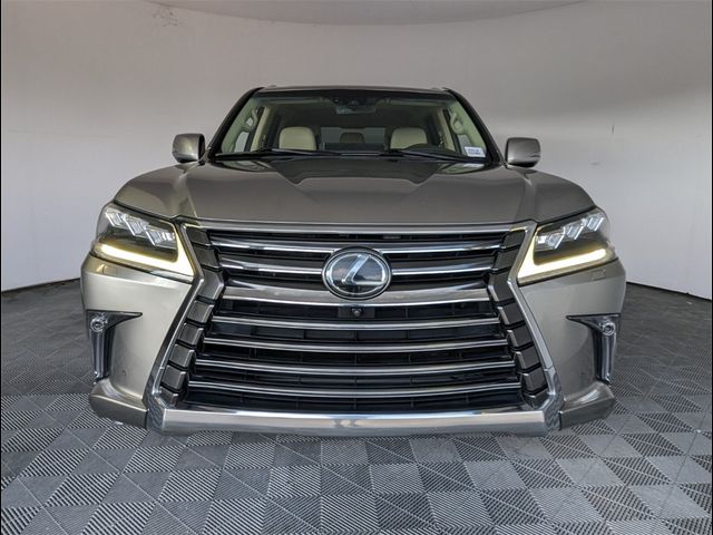 2016 Lexus LX 570