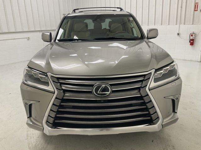 2016 Lexus LX 570