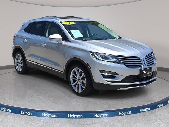 2016 Lincoln MKC Select