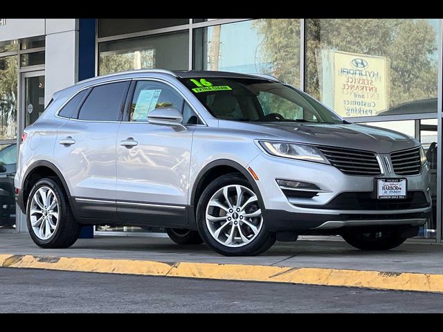 2016 Lincoln MKC Select