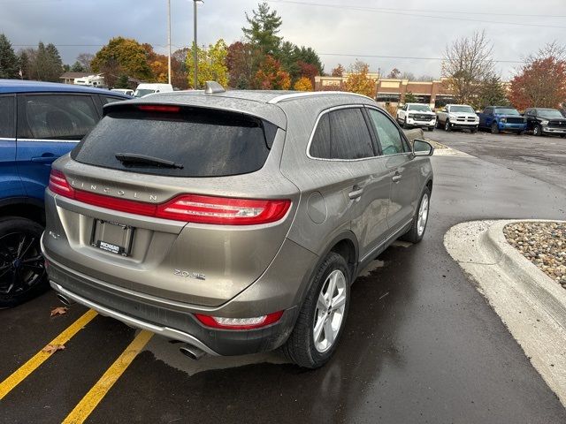 2016 Lincoln MKC Select