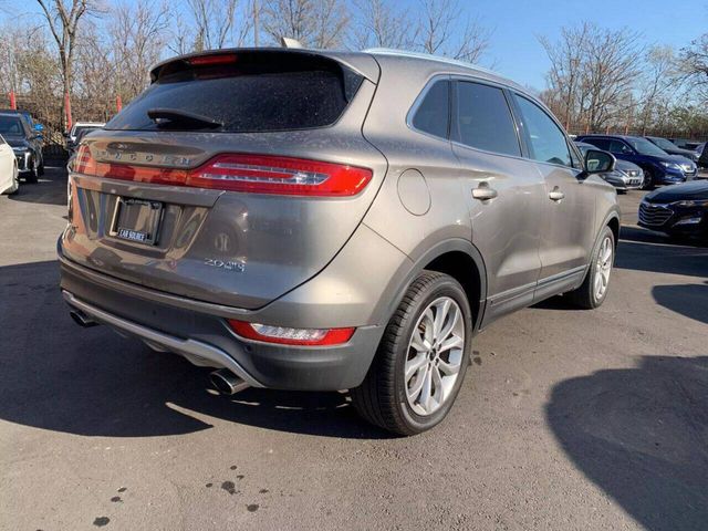 2016 Lincoln MKC Select