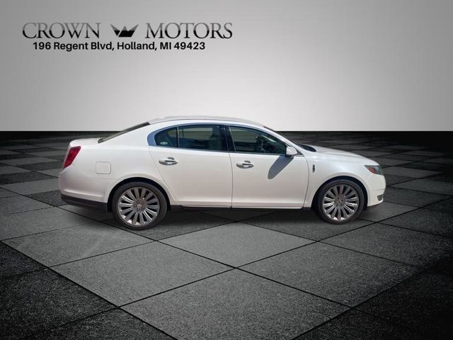 2016 Lincoln MKS Base