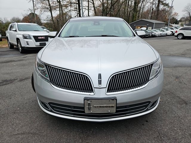 2016 Lincoln MKS Base