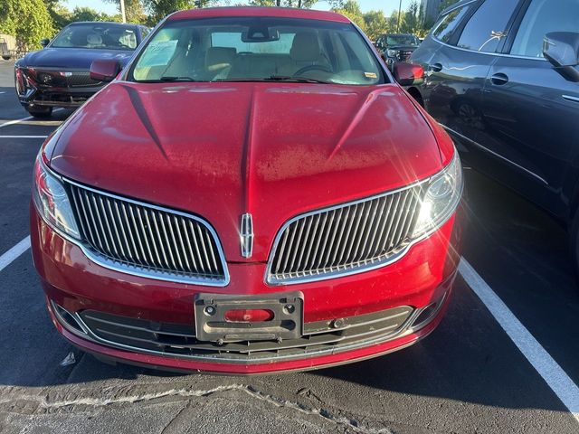 2016 Lincoln MKS Base