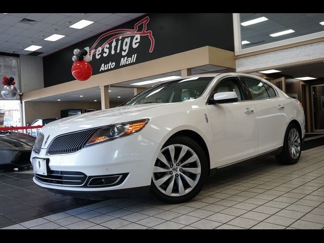 2016 Lincoln MKS Base