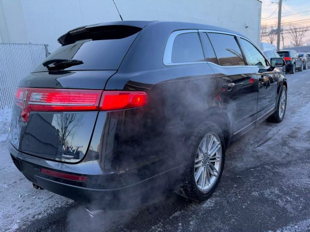 2016 Lincoln MKT EcoBoost