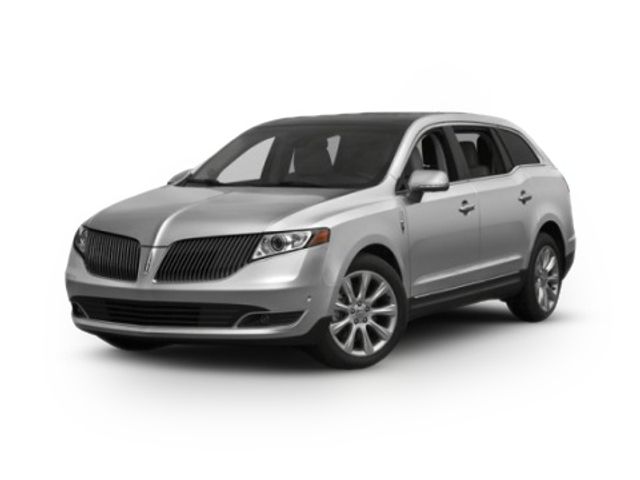 2016 Lincoln MKT Base