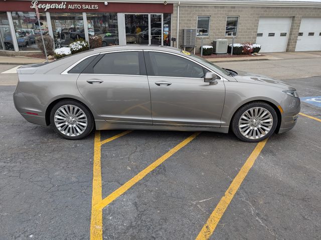 2016 Lincoln MKZ Base