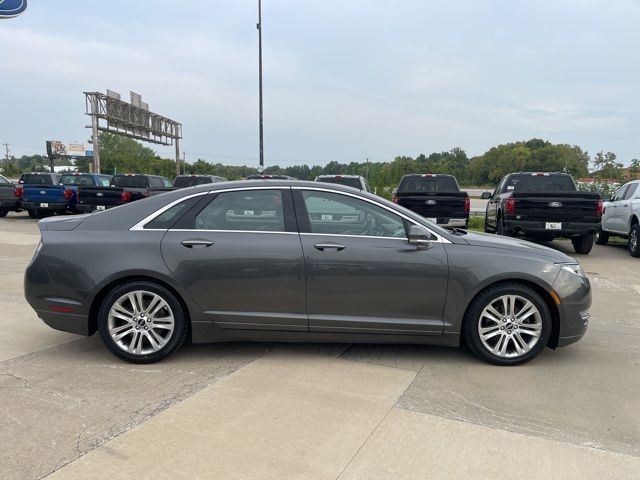 2016 Lincoln MKZ Base