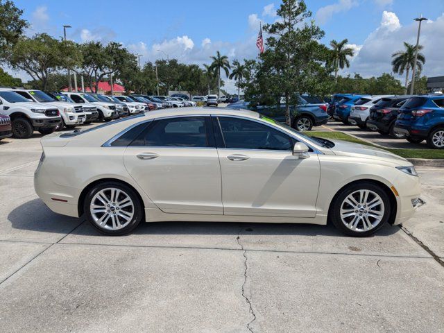 2016 Lincoln MKZ Base