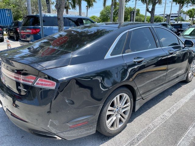 2016 Lincoln MKZ Base