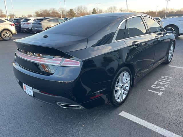 2016 Lincoln MKZ Base