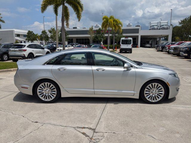 2016 Lincoln MKZ Base