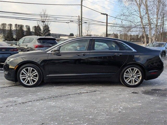 2016 Lincoln MKZ Base