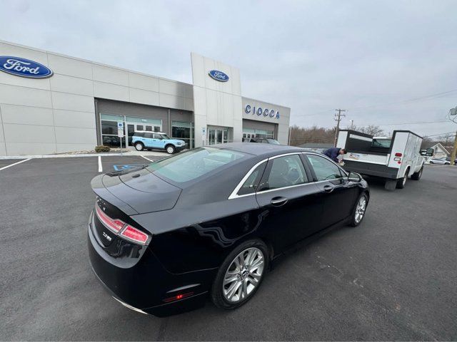 2016 Lincoln MKZ Base