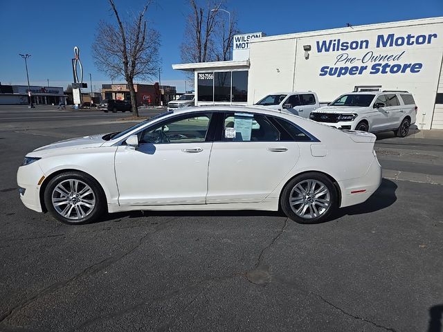 2016 Lincoln MKZ Base