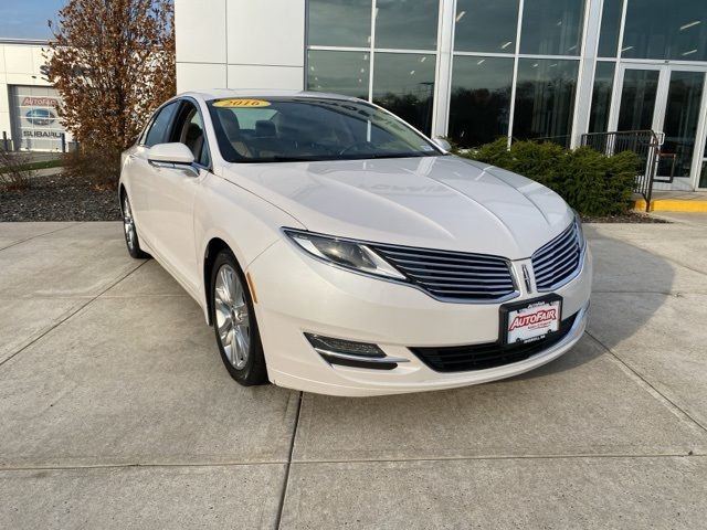 2016 Lincoln MKZ Base