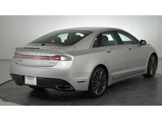 2016 Lincoln MKZ Base