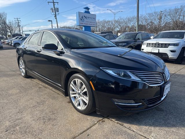 2016 Lincoln MKZ Base
