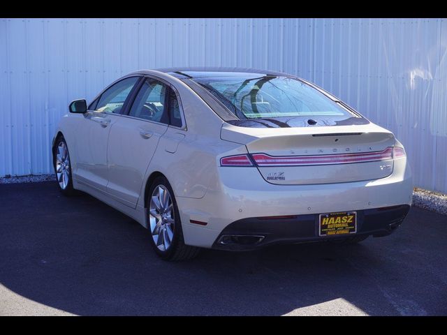 2016 Lincoln MKZ Base