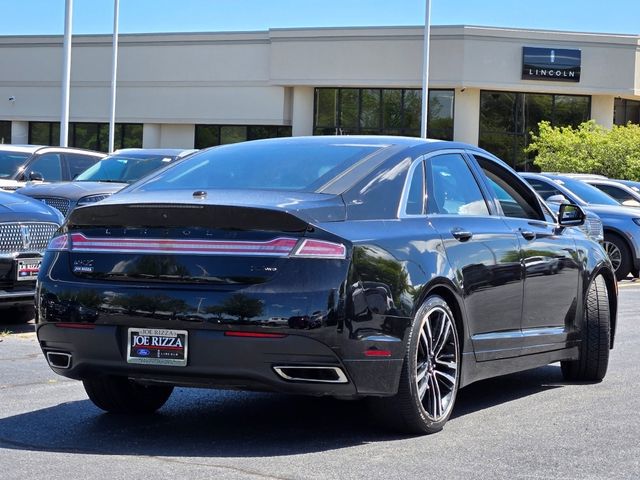 2016 Lincoln MKZ Base