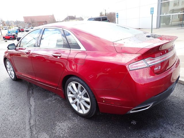 2016 Lincoln MKZ Base