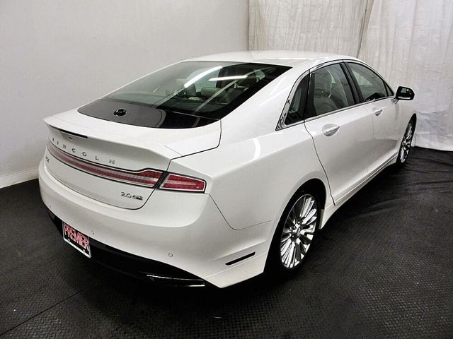 2016 Lincoln MKZ Base