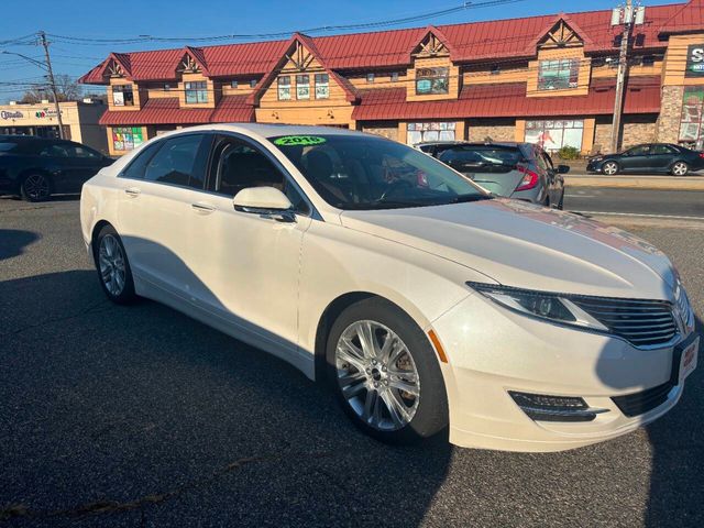 2016 Lincoln MKZ Base