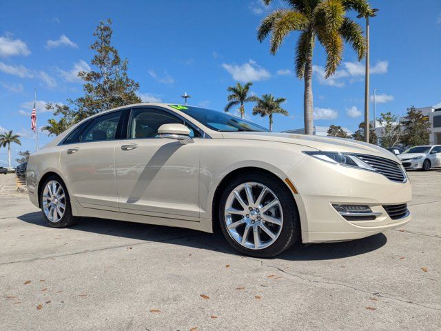 2016 Lincoln MKZ Hybrid Base