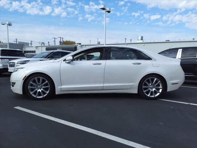 2016 Lincoln MKZ Hybrid Base