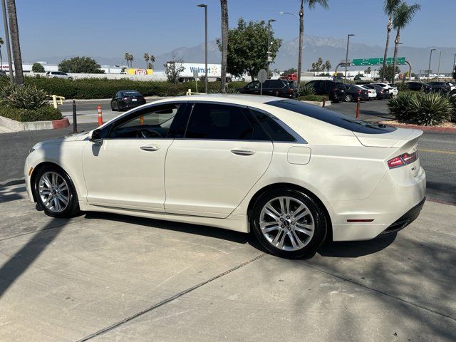 2016 Lincoln MKZ Hybrid Base