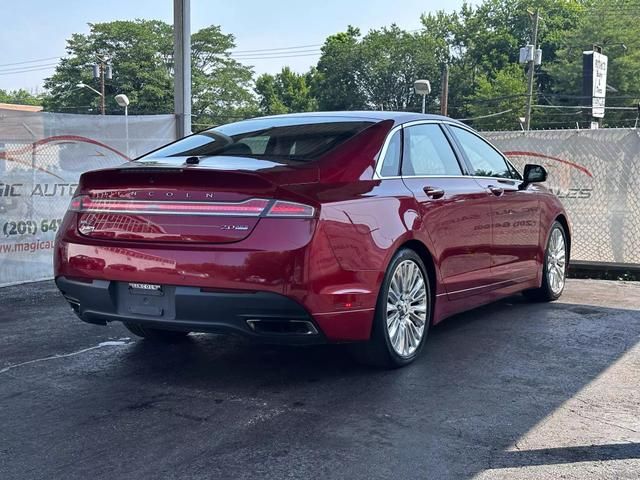 2016 Lincoln MKZ Base