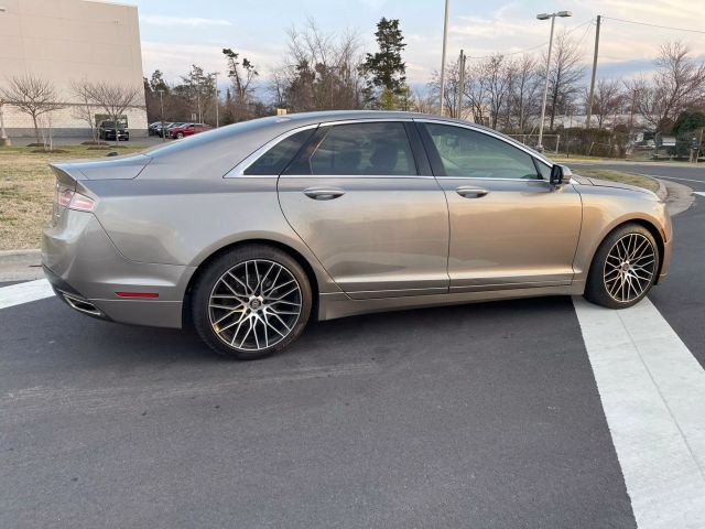 2016 Lincoln MKZ Base