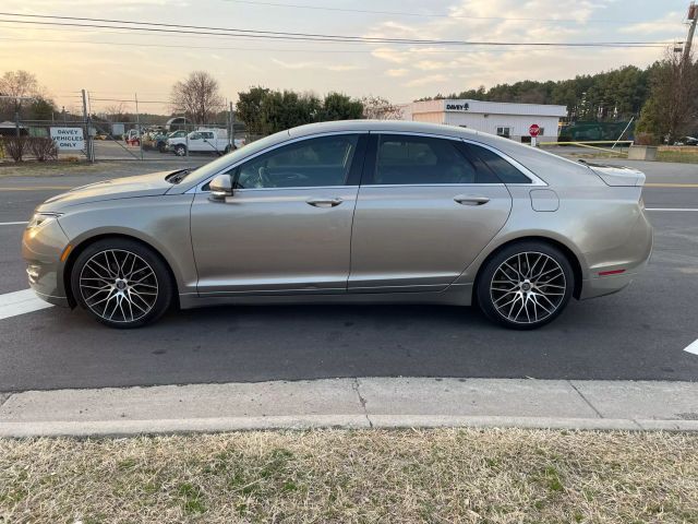 2016 Lincoln MKZ Base