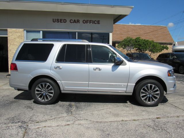 2016 Lincoln Navigator Select