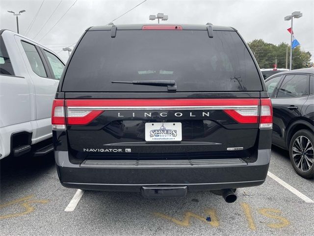 2016 Lincoln Navigator L Select