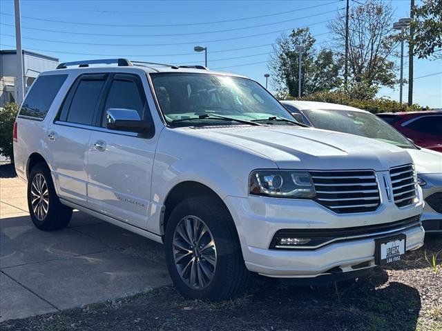 2016 Lincoln Navigator Select