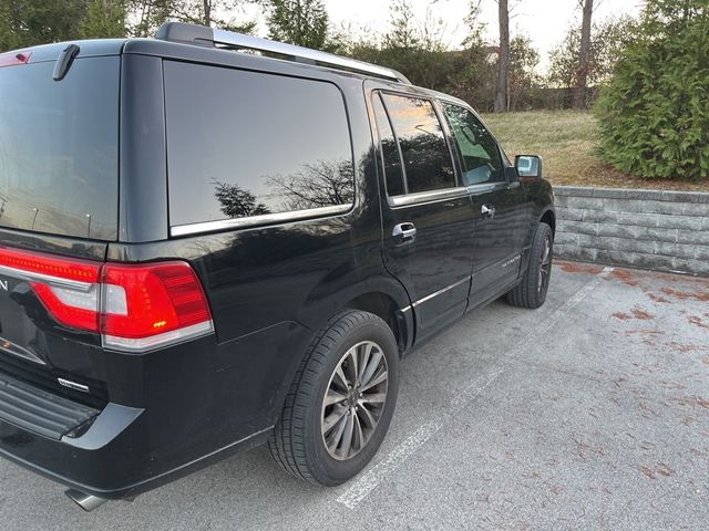 2016 Lincoln Navigator Select